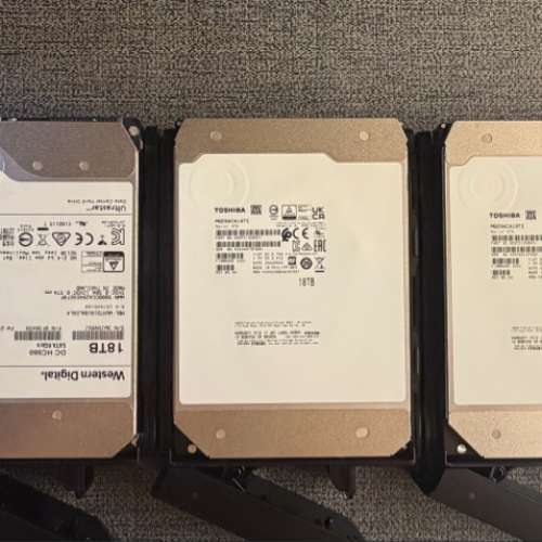 synology nas 1520+同5個HDD