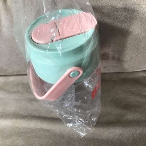 👶 Portable Water Bottle BPA Free 700ml NEW 全新 水壺 運動 吸管 隨行 杯 🥛