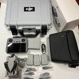 大疆mini4pro 帶屏遙控器長續航電池暢飛套裝，機器功能一切正常，成色99新。保修一...