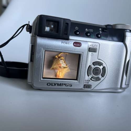 Olympus C-760 Ultra Zoom Digital Camera