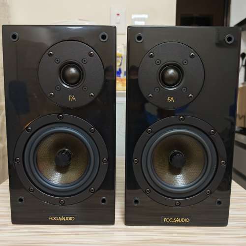 出售: Focus Audio FS68 LE 喇叭（行貨）