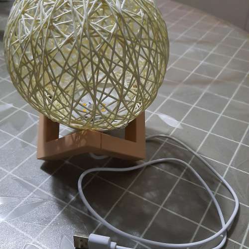 全新月球枱灯