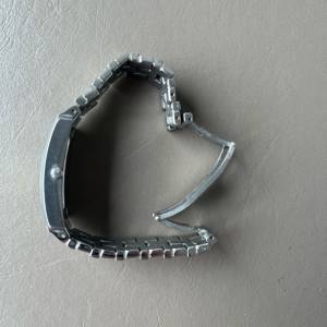 鐵達時防水鋼表