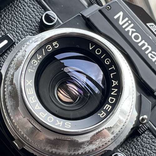Voigtlander 35mm f/3.4+Nikomat EL black body with Metal Handle