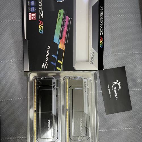 GSKILL 8+8套裝連吉盒3200MHZ
