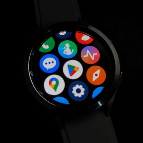 SAMSUNG WATCH 4 CLASSIC 有ESIM 功能