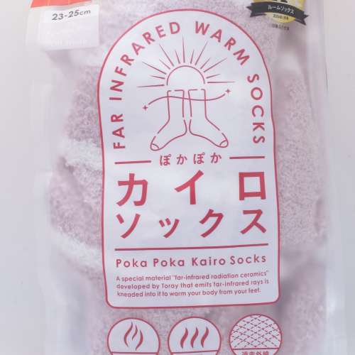 「體感升溫 +3.6&deg;C 的日系雲朵暖暖包襪，寒冬必備保暖小物」