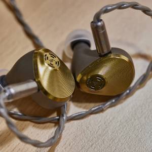 Astell&Kern x Vision Ears AURA