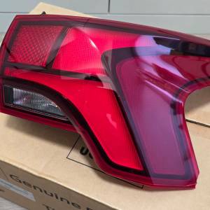 HYUNDAI  2022 SANTA FE RIGHT REAR LAMP ASSEMBLY 右后燈總成.