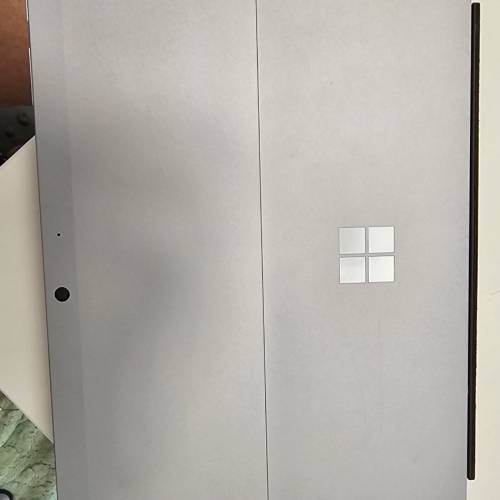 Microsoft surface pro 7+
