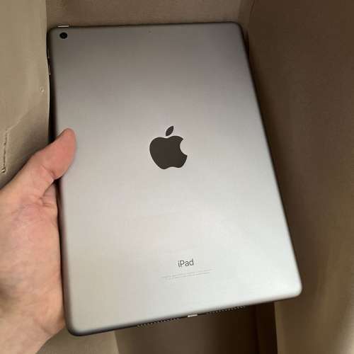 Apple iPad 9 (64GB) wifi 💓有單 Apple 買，(充電頭, 充電線無開過）💓💓機就好新...