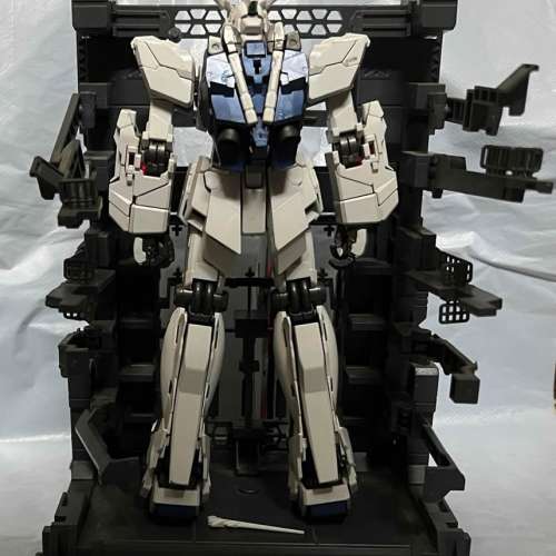 MG 1/100 RX-0 Unicorn Gundam 連 MS Cage 地台 Full Psycho-Frame 獨角獸 高達