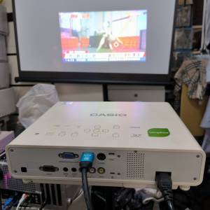 Casio 激光投影機xj-m300 Projector Laser/LED Hybrid with remote control