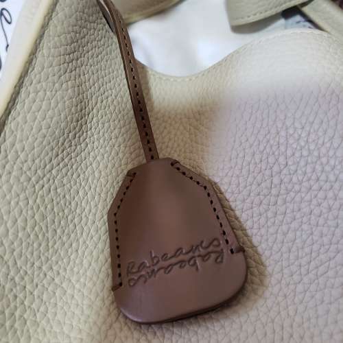 Rabeanco 翅膀包  可以交換。