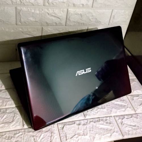 85%新行貨ASUS W508 15.6"手提電腦(懷機開到機冇画面）當零件賣Cannot turn on