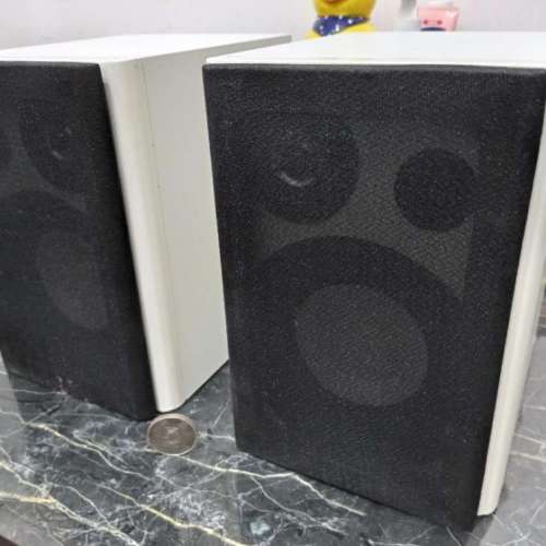 時尚白色HiFi無源音箱書架喇叭一對 請PM留電話，藍田MTR交收。