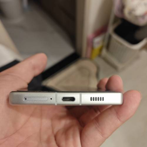 Nubia Z70 Ultra 智能手機 沙城色 （16+512）真。全面屏手機