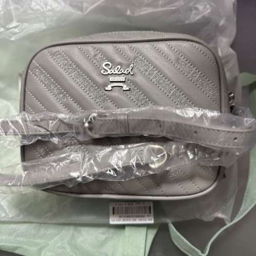 Salad 100%全新連原裝包裝灰色單肩包