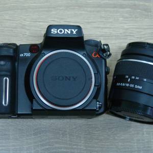 Sony A700 with AF18-55mm SAM kit lens body --- A mount