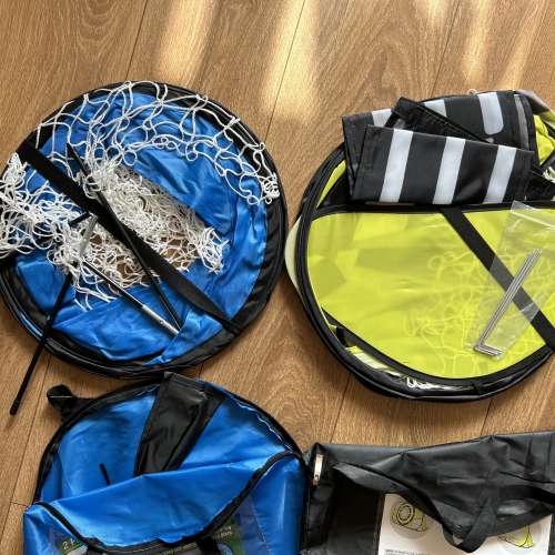 便攜式可摺疊 足球龍門 (兒童 運動 玩耍 踢球遊戲) 全新！