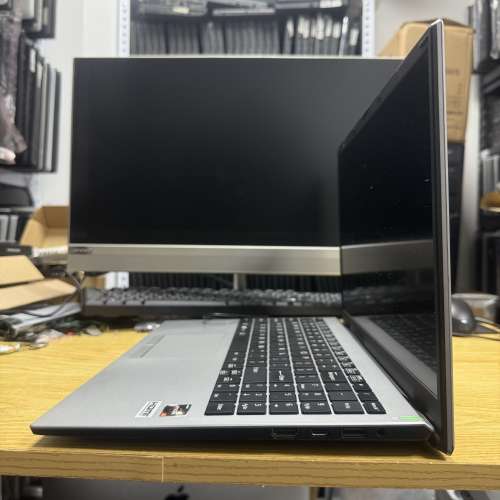 VAIO E15 (4核 Ryzen 5 / 15.6" 全高清 / Win 11 / 永久Office / SSD) VJE151G11W
