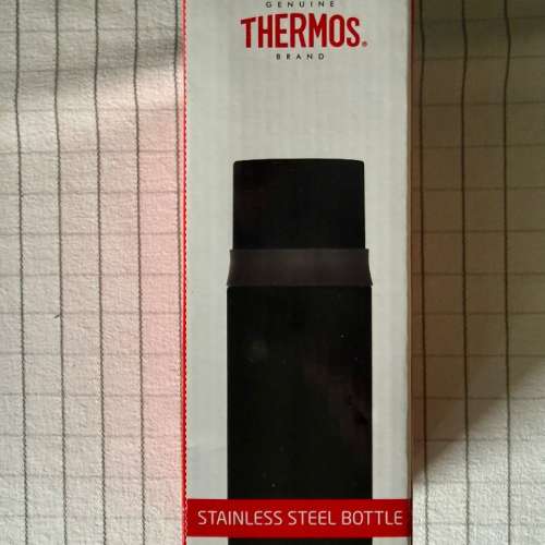 全新 Thermos 膳魔師 500毫升真空保溫瓶 牛油果綠色