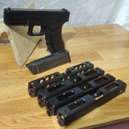 KSC Glock 17 Gbb + 4 支後備滑套