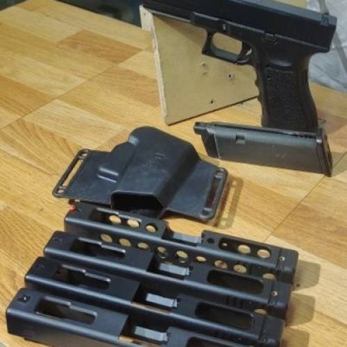 KSC Glock 17 Gbb+Holster+4 滑套
