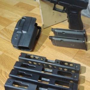 KSC G17 +2匣+ 美國Holster+4 滑套