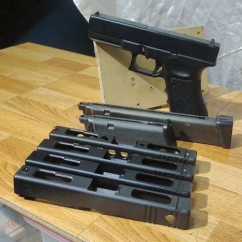 KSC G17 + 1長1短2匣 + 4滑套