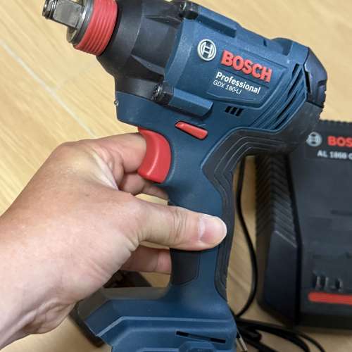 Bosch GDX180-LI 衝擊扳手