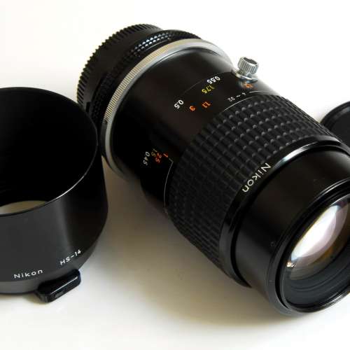 Nikon 105mm f2.8 Micro-nikkor AI-S 原廠 HS-14金屬遮光罩 95% new