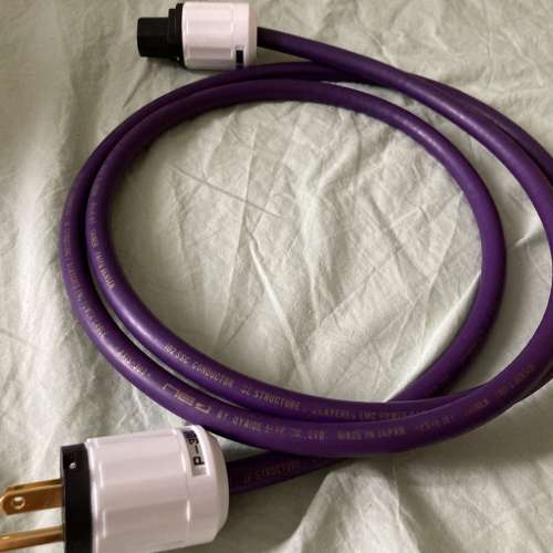 NEO (created by Oyaide Elec, Japan) 音響電源接綫