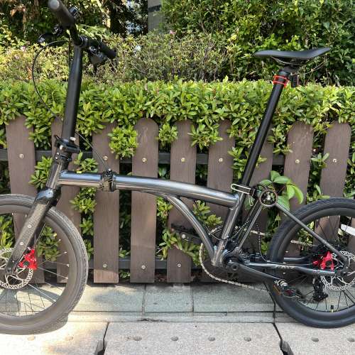 最新黑色同橙色廠商有貨出啦 (飛輪40T) 2026 JAVA NEO 12速電變 油剎桶軸 碳叉 20...