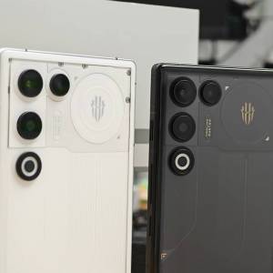 全新 Redmagic 11 Air 原裝國際版 紅魔 11 Air 16+512GB 黑白 現貨 國行 國際 系統互...