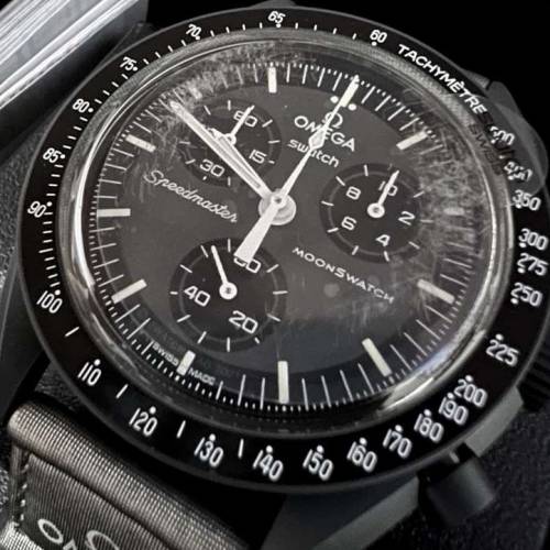 Omega x Swatch 限量版水星手錶