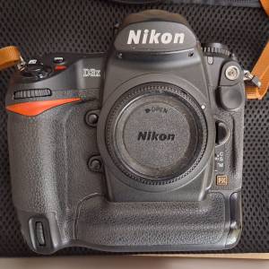 Nikon D3x body only