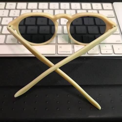 🕶️ Sunglasses for Adult Candy Cream NEW 全新 太陽眼鏡 墨鏡 米色 🕶️