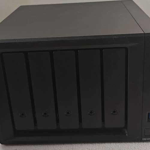 Synology DS1019 5bays