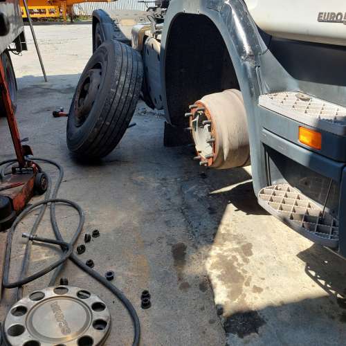 春節補呔 65876885 新年補呔 春節假日補呔 全 香港補呔 九龍補呔 新界補呔 每天依...