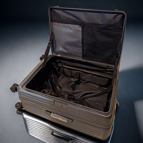 【德國PC】行李箱喼｜彈簧減震順滑靜音輪｜前開式煞車可擴充｜海關密碼鎖｜German ...