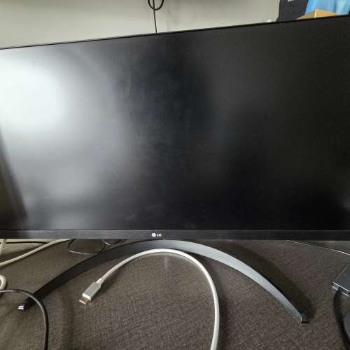 LG 29WP500-B  21:9  2K