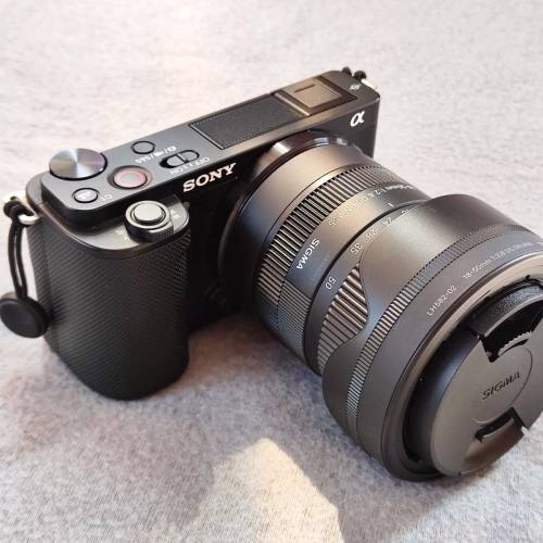 Sony zv-e10 w/ kit lens + 50mm lens + 18-50 sigma lens