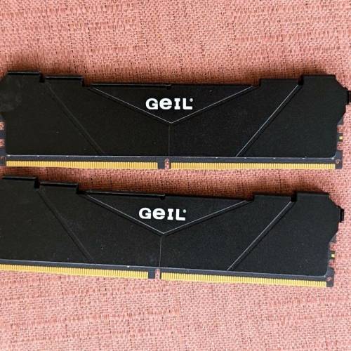 GeIL DDR 5  6000MHz 16X2 共32GB