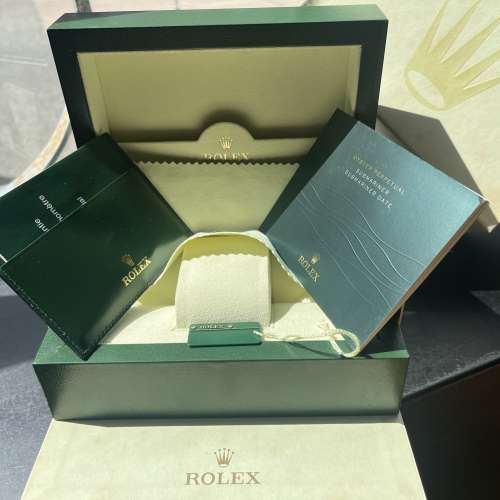 Rolex Oyster M Wristwatch Box - 39139.04, Submariner Booklet and accessories