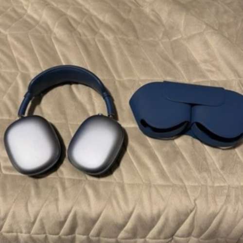 Apple AirPod Pro Max Over-Ear Noise-Canceling Headphones Sky Blue