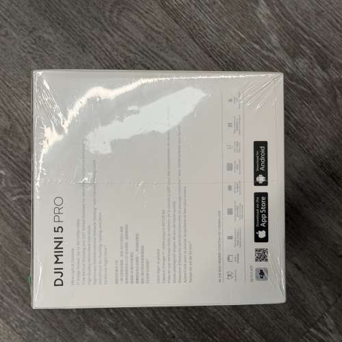 DJI Mini 5 Pro Fly MoreCombo Plus 套装，含 DJI RC2 无人机，全新未拆封