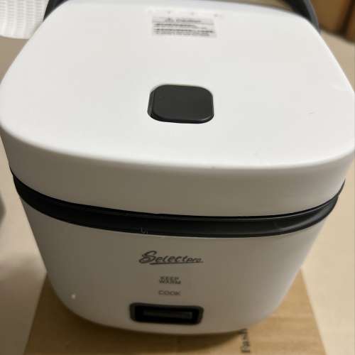 屯門良景輕鐵站交收 全新Selectpro JWS-6661B 電飯煲，內鍋為鈦金屬陶瓷塗層。容量...