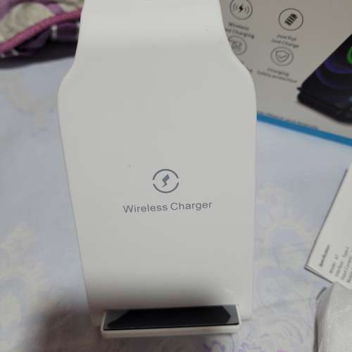 3-in-1 Fast wireless Charger 15w fast charging