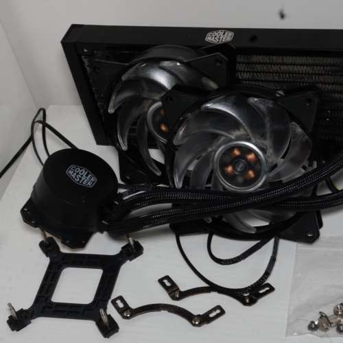 cooler master 240 水冷